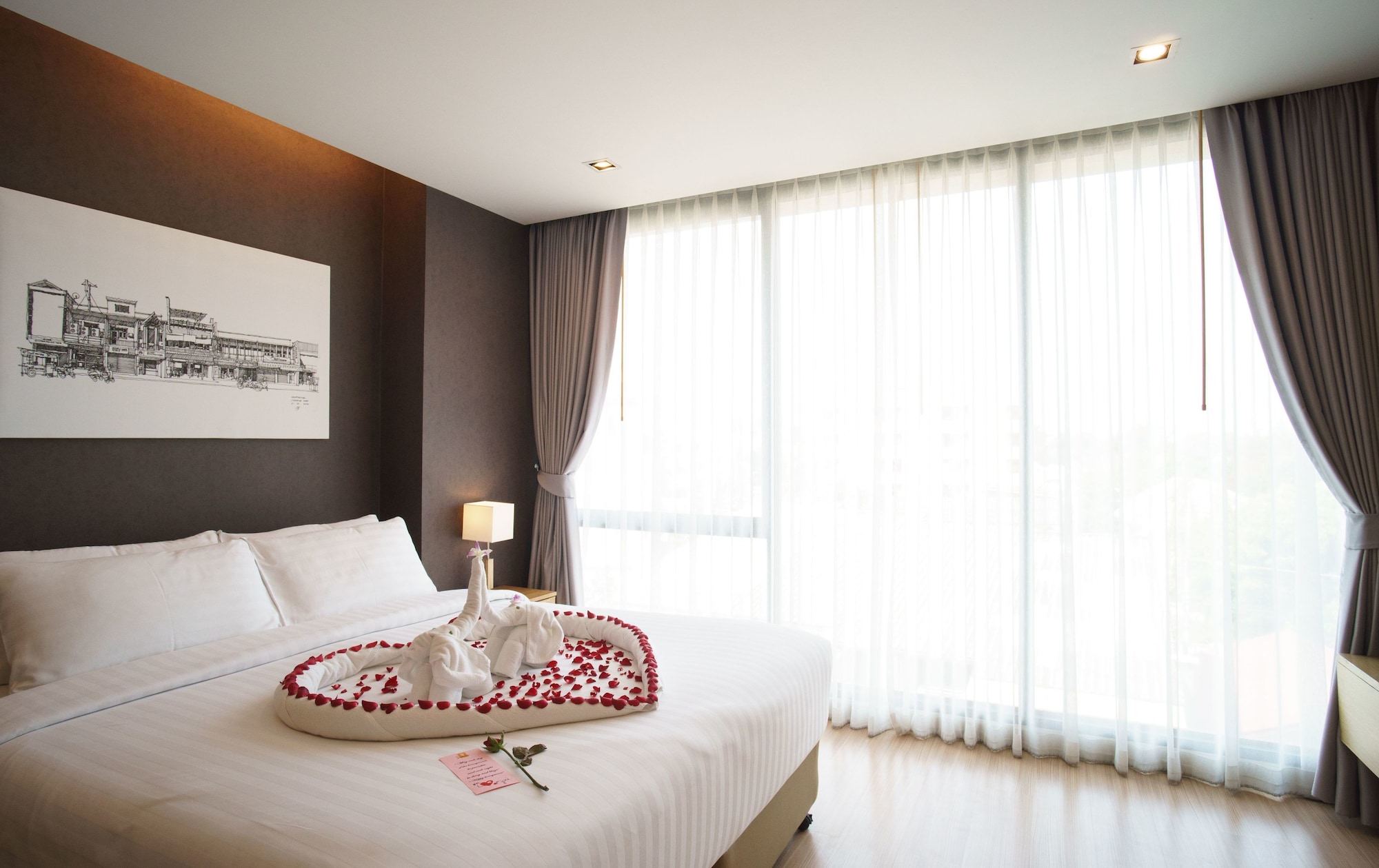 sanae hotel nimman
