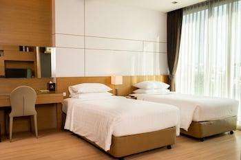 sanae hotel nimman
