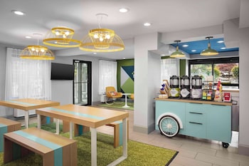 Spark By Hilton Atlanta Cumberland Ballpark,Cobb>>Atlanta,3 star