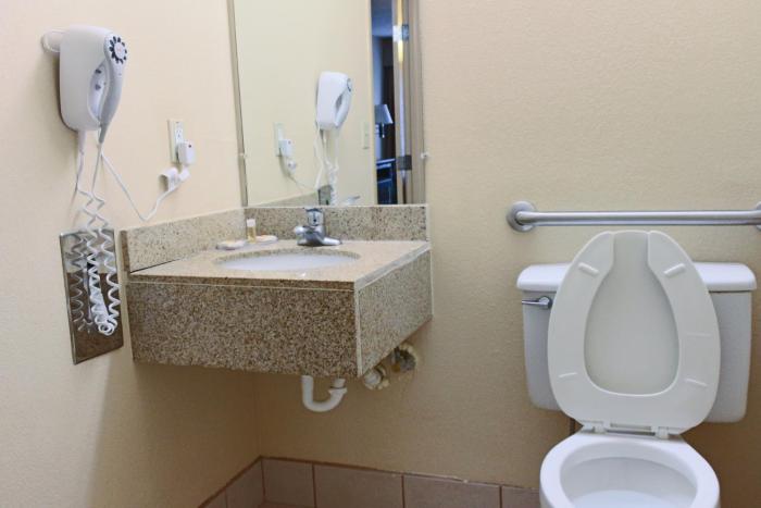 spark by hilton atlanta cumberland ballpark