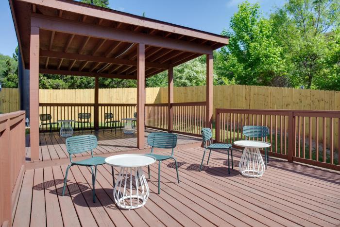 spark by hilton atlanta cumberland ballpark