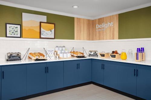 spark by hilton atlanta cumberland ballpark