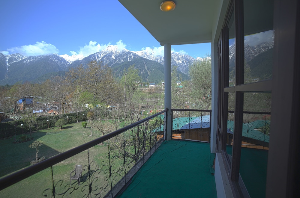 premier pahalgam