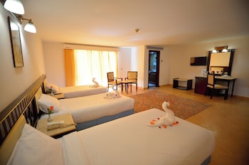 falcon naama star hotel