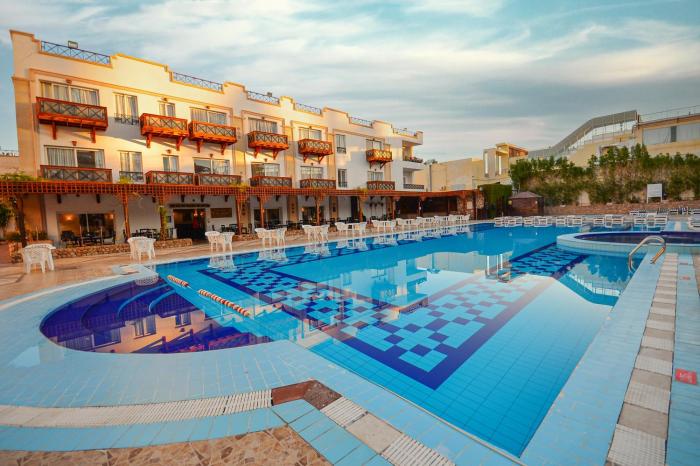 falcon naama star hotel