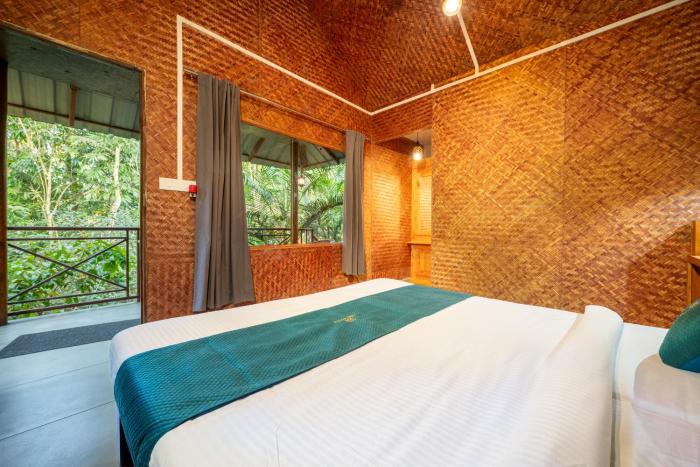 monsoon retreats