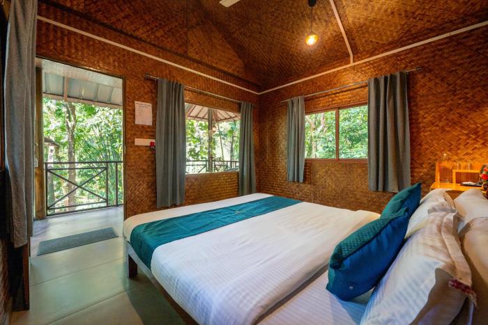 monsoon retreats