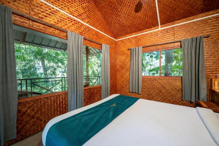monsoon retreats