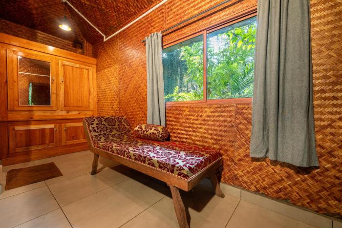 monsoon retreats
