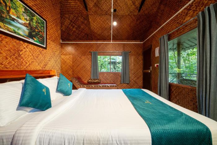 monsoon retreats