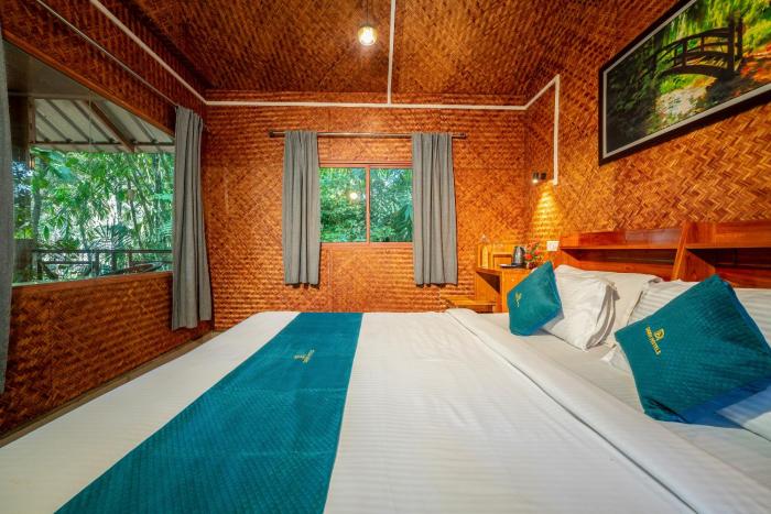 monsoon retreats