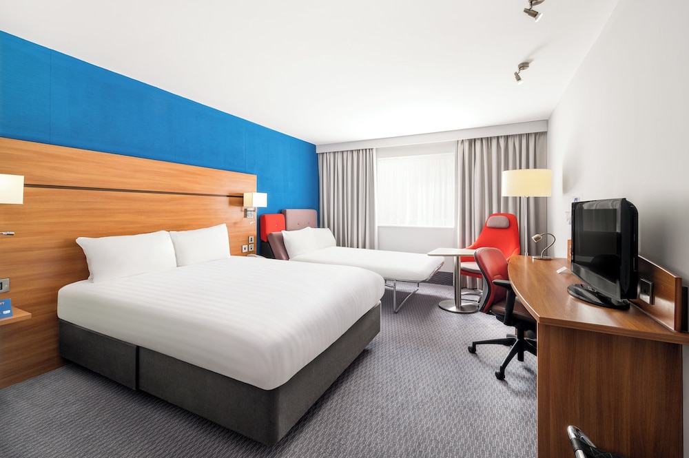 holiday inn express shrewsbury by ihg