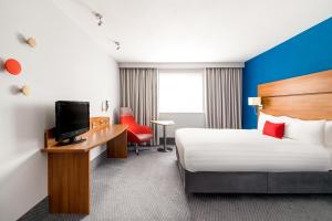 holiday inn express shrewsbury by ihg