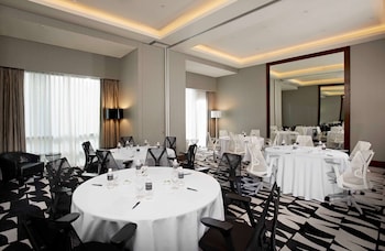 carlton city hotel singapore