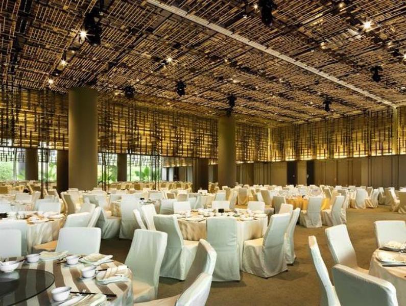parkroyal collection pickering singapore