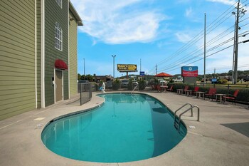 surestay plus hotel by best western sevierville