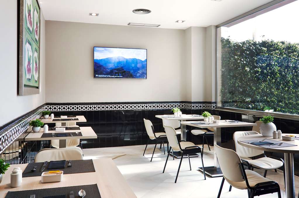 hotel catalonia hispalis