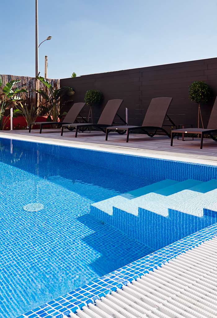 hotel catalonia hispalis