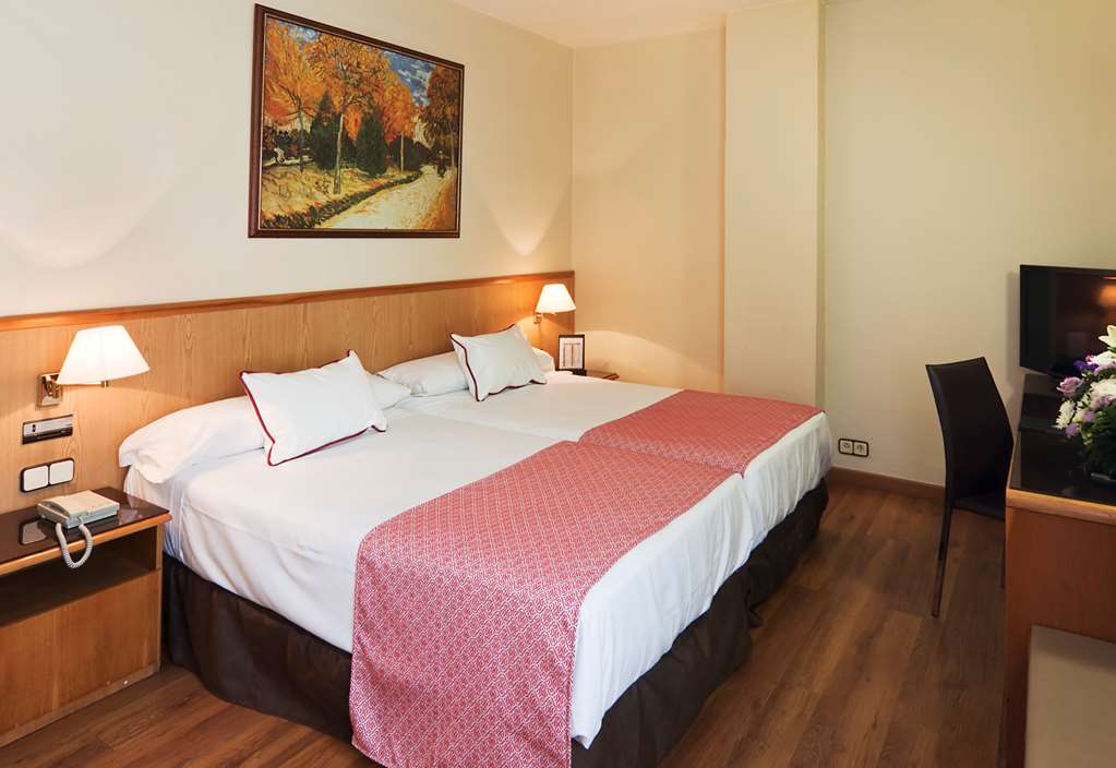 hotel catalonia hispalis