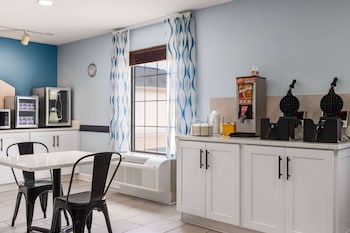 days inn by wyndham shallotte