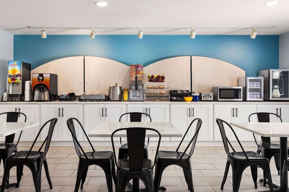 days inn by wyndham shallotte