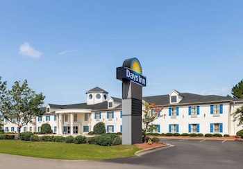 days inn by wyndham shallotte