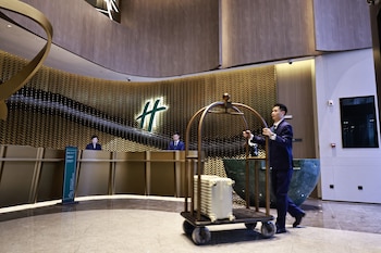 holiday inn express shanghai zhabei an ihg hotel