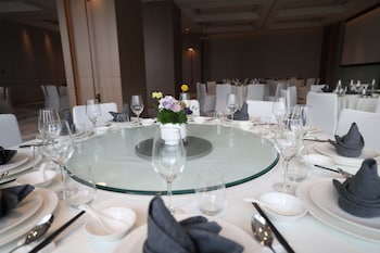 holiday inn express shanghai zhabei an ihg hotel
