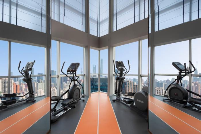 holiday inn express shanghai zhabei an ihg hotel