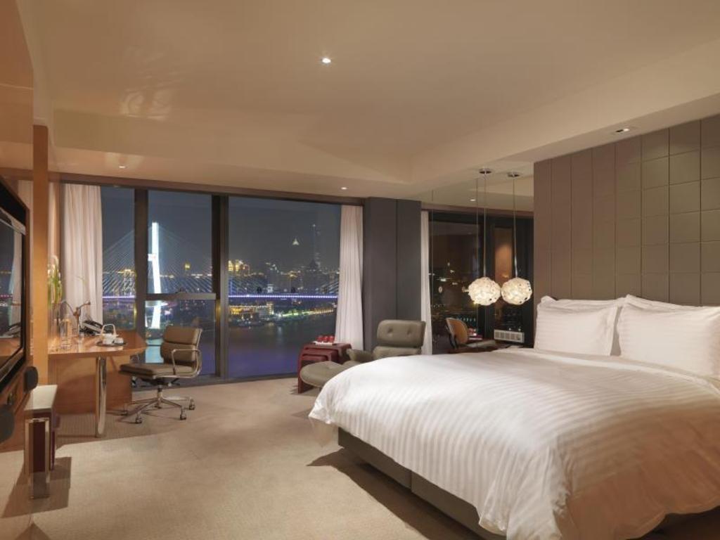 intercontinental shanghai expo by ihg