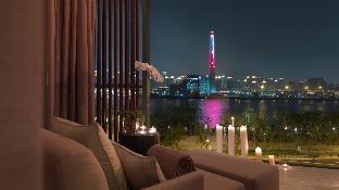 intercontinental shanghai expo by ihg