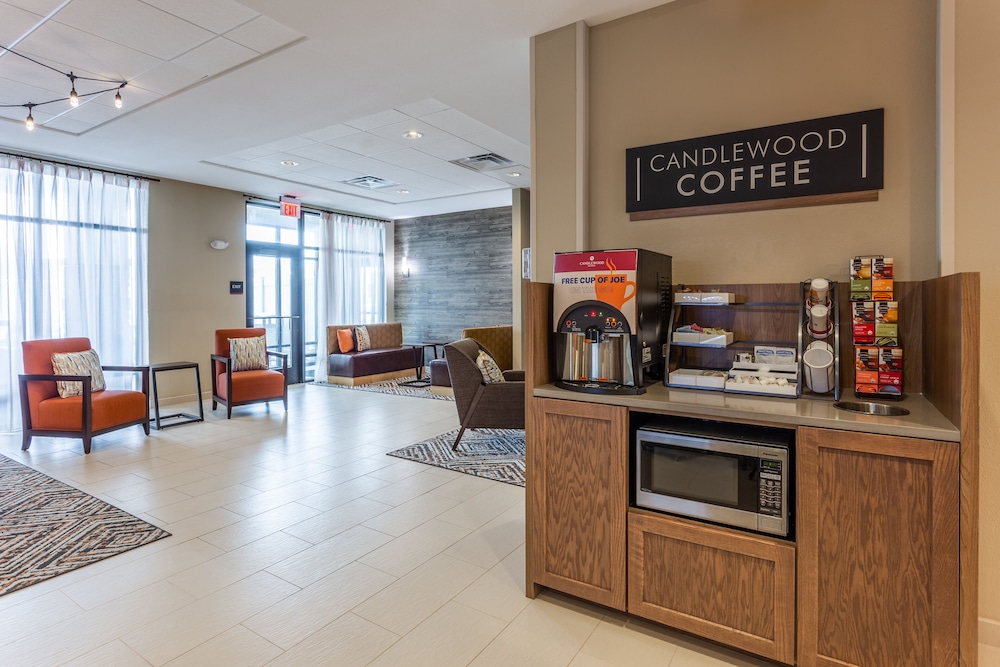 candlewood suites fargo south medical center