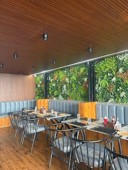 hotel shrinath palace