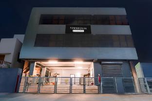 super townhouse nanganallur near chennai airport