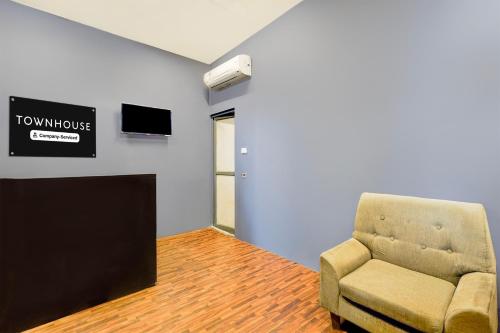 super townhouse nanganallur near chennai airport