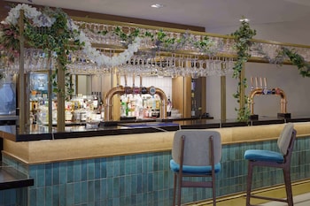 doubletree by hilton dartford bridge