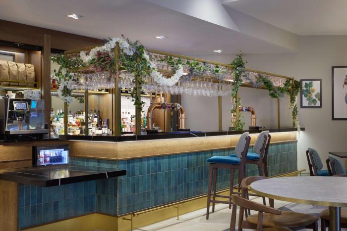 doubletree by hilton dartford bridge