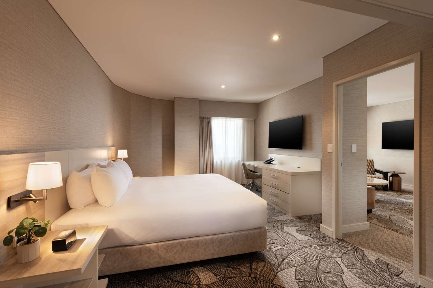 hilton darwin