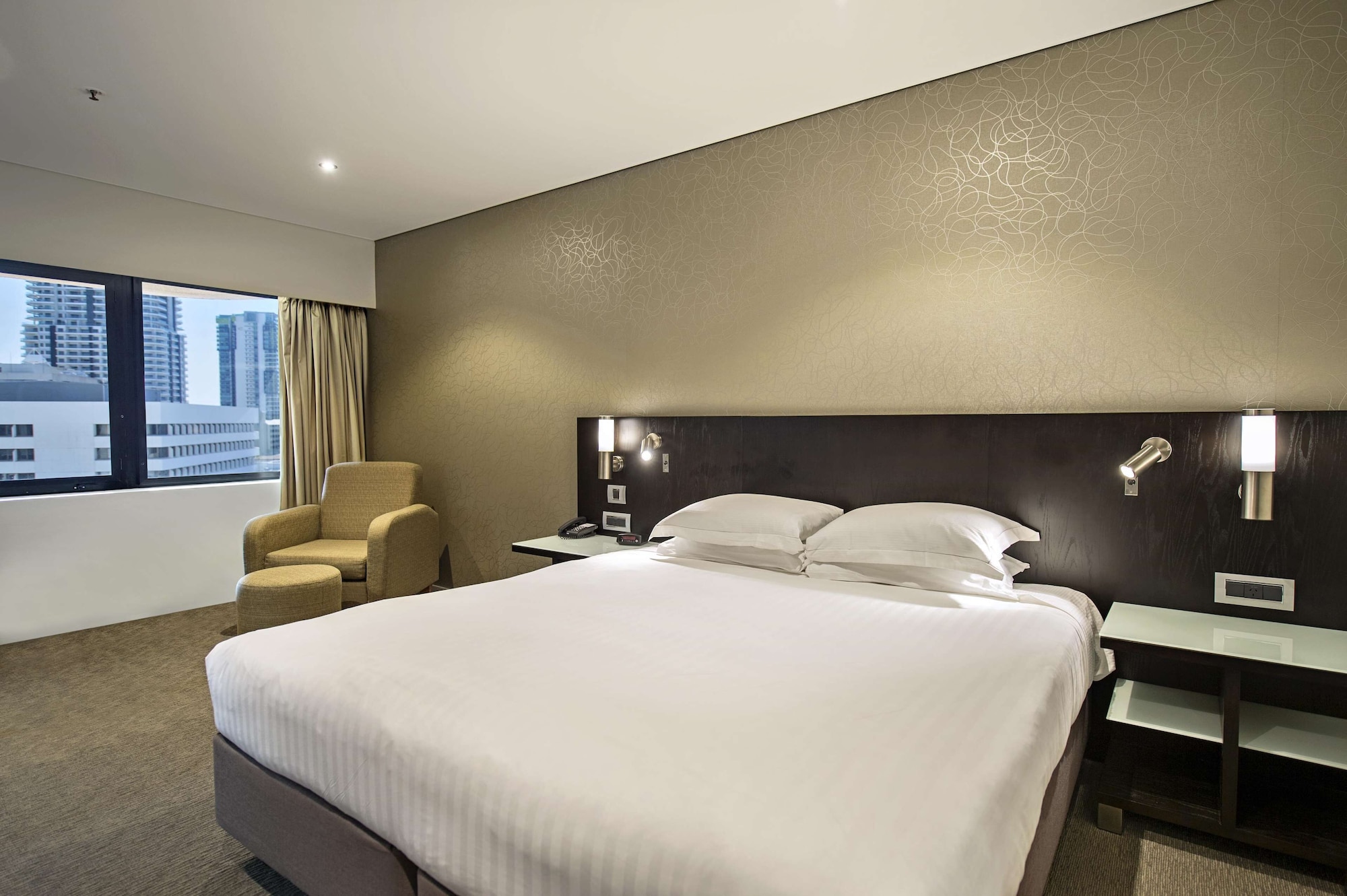 hilton darwin
