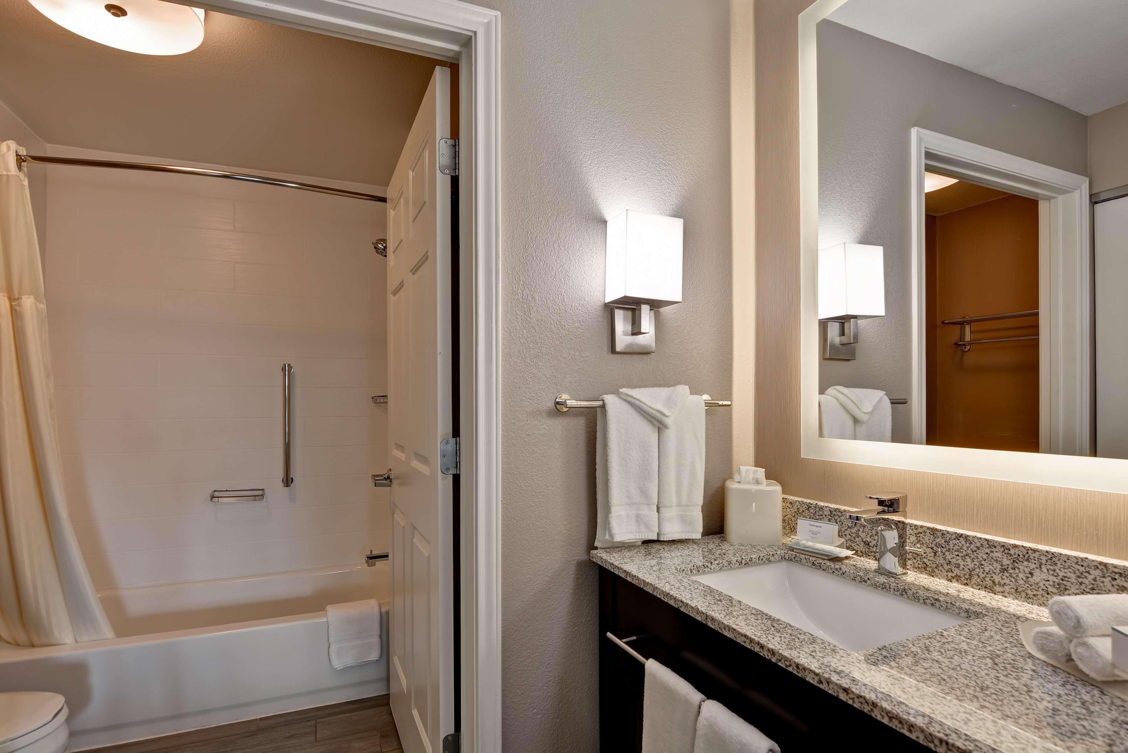homewood suites by hilton aurora naperville
