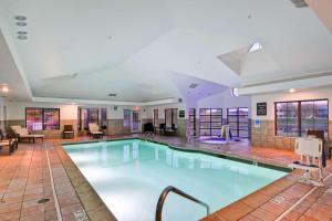 homewood suites by hilton aurora naperville