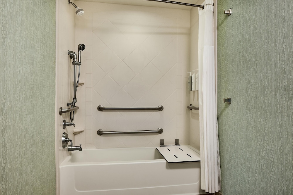 hampton inn and suites destin