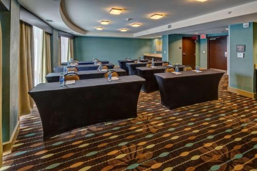 hampton inn and suites destin