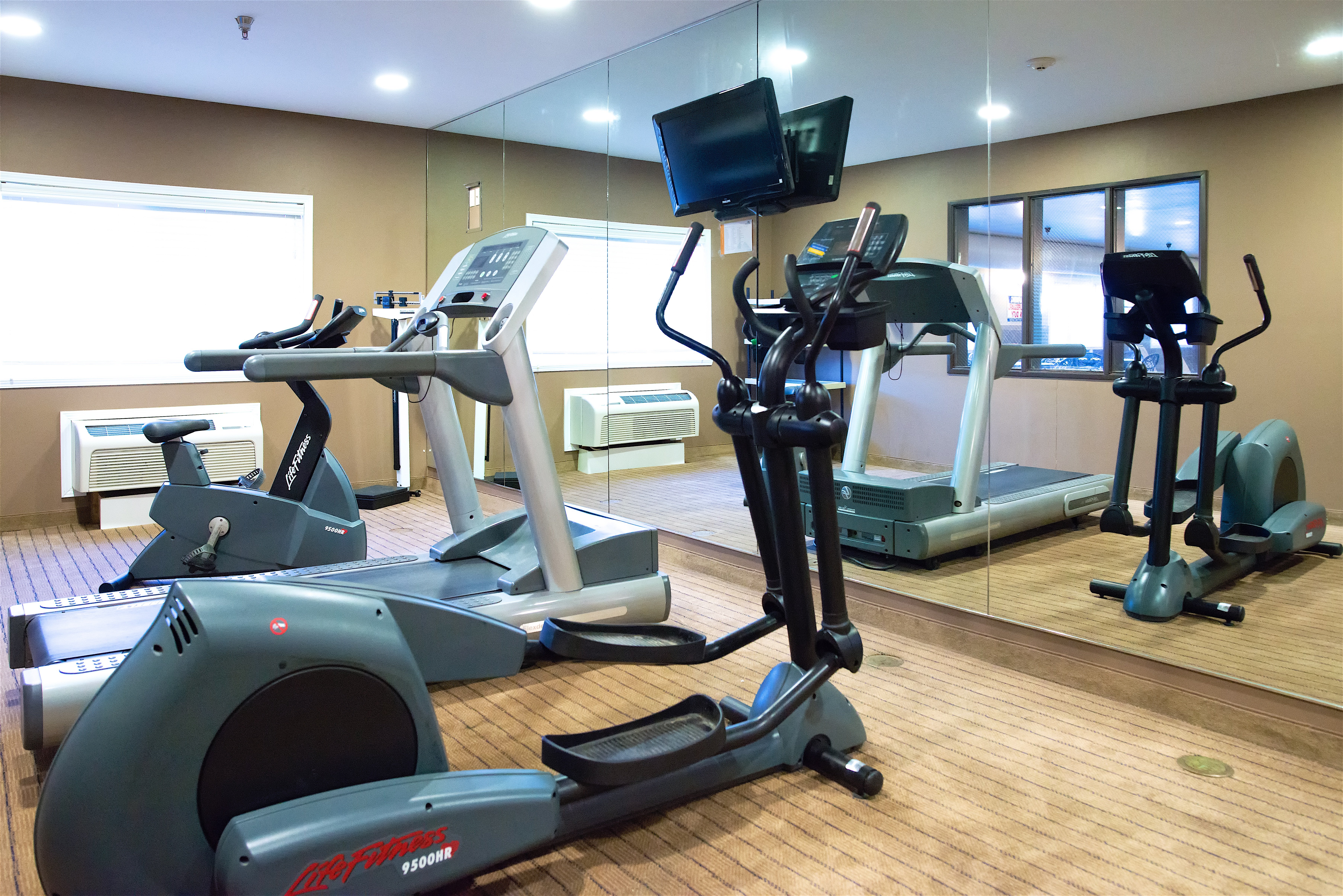 holiday inn express devils lake by ihg