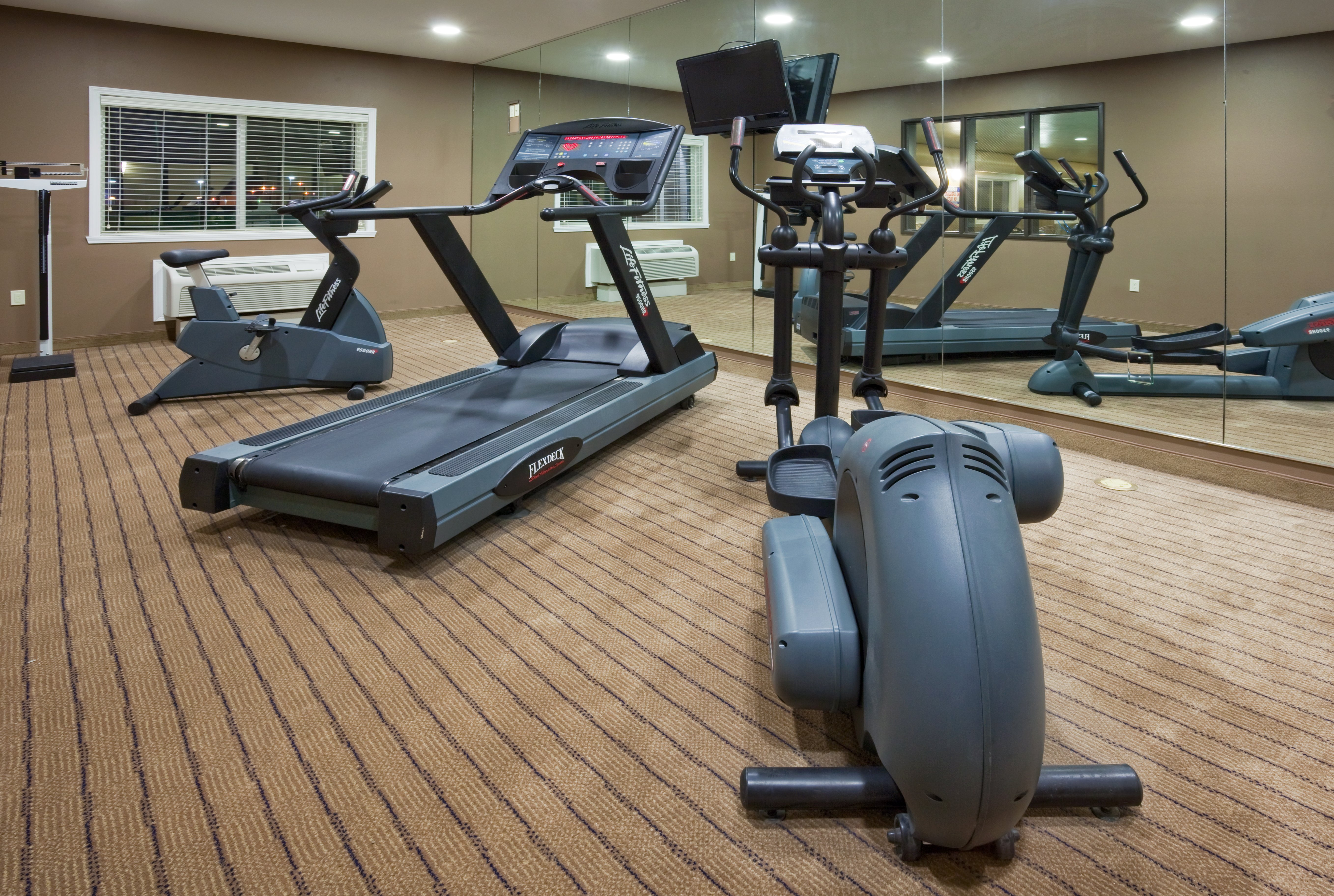holiday inn express devils lake by ihg