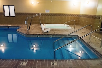 Holiday Inn Express Devils Lake By Ihg,North Dakota>>Devils Lake,3 star