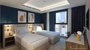 voco doha west bay suites