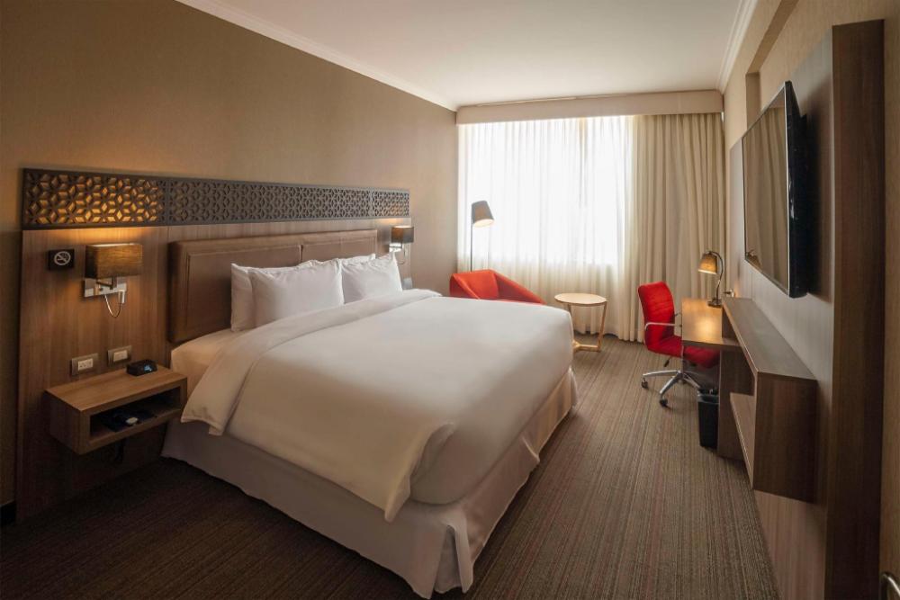 victor larco herrera