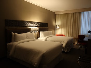 doubletree by hilton trujillo