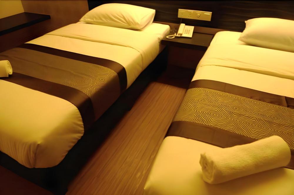 hotel austin paradise